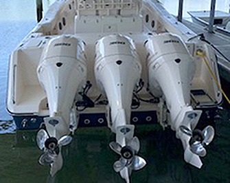Boat's Three 300-Horsepower Yamaha Engines